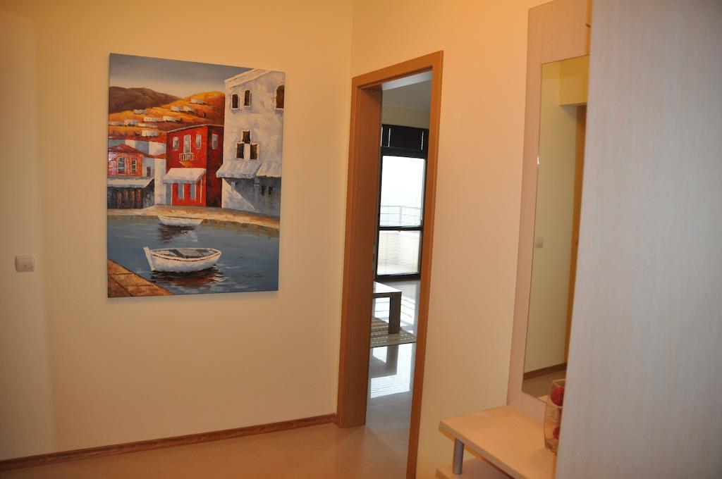 Lighthouse Golf Apart Complex&Villas Baltjik Rum bild