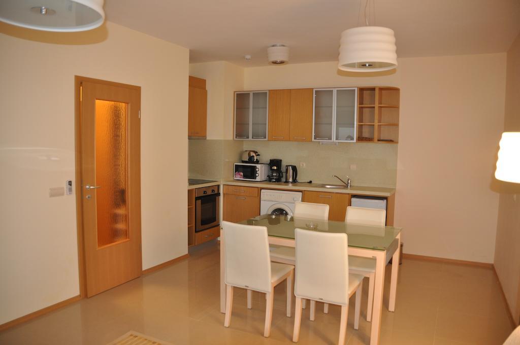 Lighthouse Golf Apart Complex&Villas Baltjik Rum bild